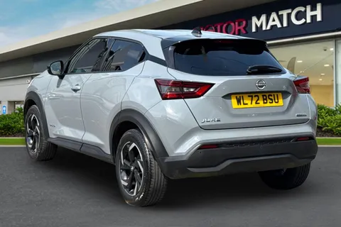 WL72BSU Nissan Juke 1.6 N-Connecta Auto Euro 6 5dr Thumbnail #3