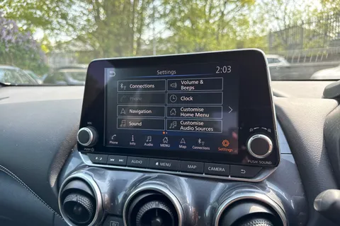 WL72BSU Nissan Juke 1.6 N-Connecta Auto Euro 6 5dr Thumbnail #39