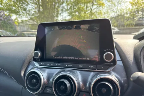 WL72BSU Nissan Juke 1.6 N-Connecta Auto Euro 6 5dr Thumbnail #41