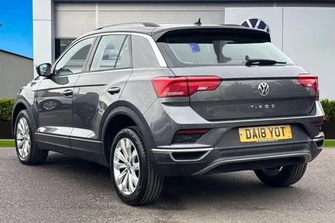 DA18YOT Volkswagen T-Roc 1.5 TSI EVO SE 5dr ⭐1 Year VW Warranty⭐ Thumbnail #3