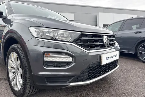 DA18YOT Volkswagen T-Roc 1.5 TSI EVO SE 5dr ⭐1 Year VW Warranty⭐ Thumbnail #10
