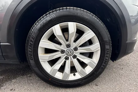 DA18YOT Volkswagen T-Roc 1.5 TSI EVO SE 5dr ⭐1 Year VW Warranty⭐ Thumbnail #11