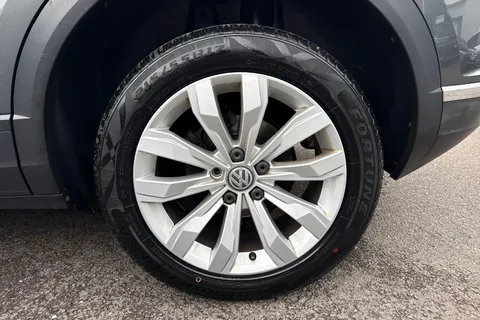 DA18YOT Volkswagen T-Roc 1.5 TSI EVO SE 5dr ⭐1 Year VW Warranty⭐ Thumbnail #12