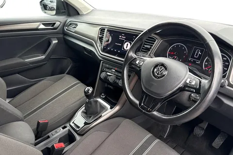 DA18YOT Volkswagen T-Roc 1.5 TSI EVO SE 5dr ⭐1 Year VW Warranty⭐ Thumbnail #15