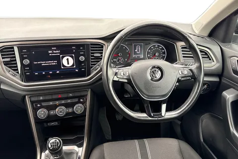 DA18YOT Volkswagen T-Roc 1.5 TSI EVO SE 5dr ⭐1 Year VW Warranty⭐ Thumbnail #19