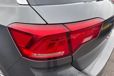 DA18YOT Volkswagen T-Roc 1.5 TSI EVO SE 5dr ⭐1 Year VW Warranty⭐ Thumbnail #26