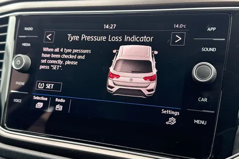 DA18YOT Volkswagen T-Roc 1.5 TSI EVO SE 5dr ⭐1 Year VW Warranty⭐ Thumbnail #53