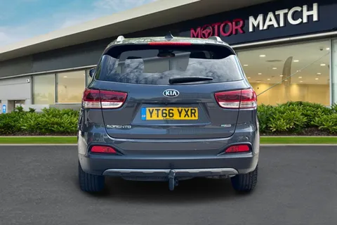 YT66YXR Kia Sorento 2.2 CRDi KX-4 Auto AWD Euro 6 5dr Thumbnail #5