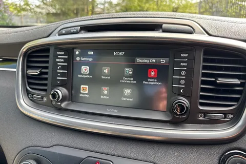 YT66YXR Kia Sorento 2.2 CRDi KX-4 Auto AWD Euro 6 5dr Thumbnail #43