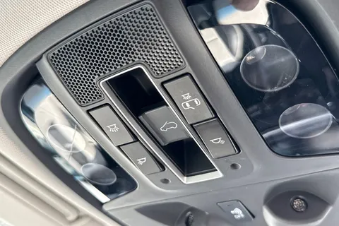YT66YXR Kia Sorento 2.2 CRDi KX-4 Auto AWD Euro 6 5dr Thumbnail #47