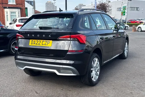 DA22CZP Škoda Kamiq 1.0 TSI 95 SE 5dr Thumbnail #24