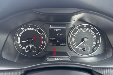 DA22CZP Škoda Kamiq 1.0 TSI 95 SE 5dr Thumbnail #37