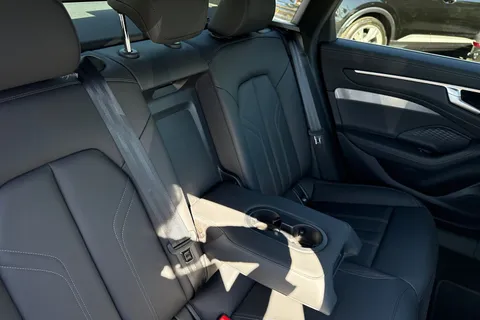 PY26AZX Audi A6 Saloon S line e-hybrid quattro 299 PS S tronic Thumbnail #19