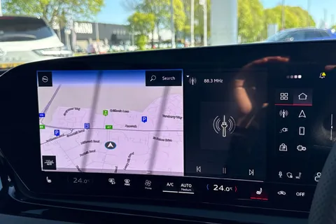 PY26AZX Audi A6 Saloon S line e-hybrid quattro 299 PS S tronic Thumbnail #53