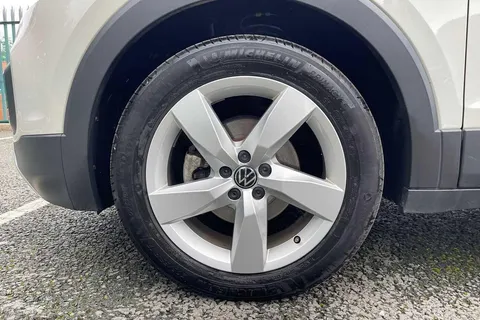 22 of 49 for Volkswagen T-Cross 1.0 TSI (110ps) SEL Hatchback ⭐1 Year VW Warranty⭐