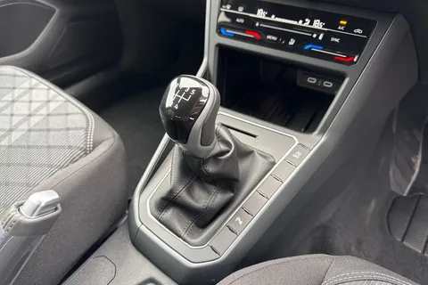 Volkswagen Polo 1.0 TSI R-Line Euro 6 (s/s) 5dr Thumbnail #23