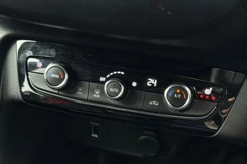 DL20DWK Vauxhall Corsa 1.2 Turbo SRi Nav Premium Euro 6 (s/s) 5dr Thumbnail #22