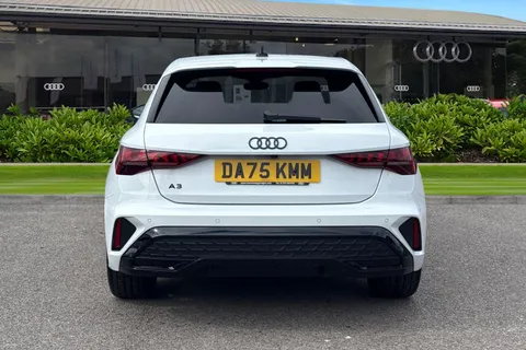 DA75KMM Audi A3 Black Edition 35 TFSI  150 PS 6-speed Thumbnail #5