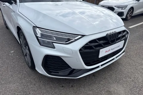 DA75KMM Audi A3 Black Edition 35 TFSI  150 PS 6-speed Thumbnail #10
