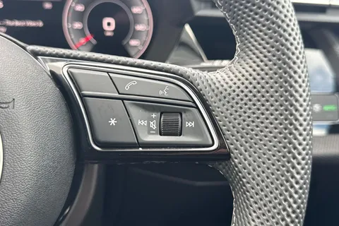 DA75KMM Audi A3 Black Edition 35 TFSI  150 PS 6-speed Thumbnail #27
