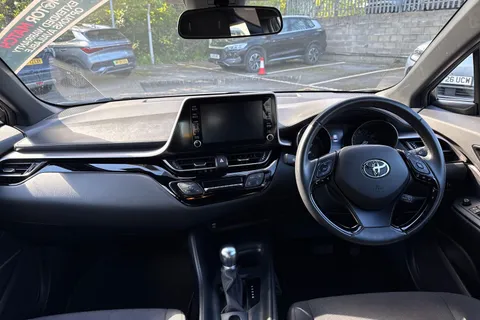 CK23FBJ Toyota C-Hr 1.8 VVT-h Icon CVT Euro 6 (s/s) 5dr Thumbnail #28