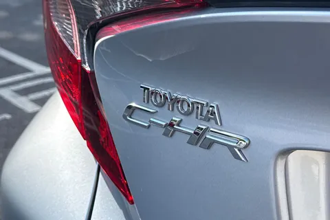 CK23FBJ Toyota C-Hr 1.8 VVT-h Icon CVT Euro 6 (s/s) 5dr Thumbnail #32