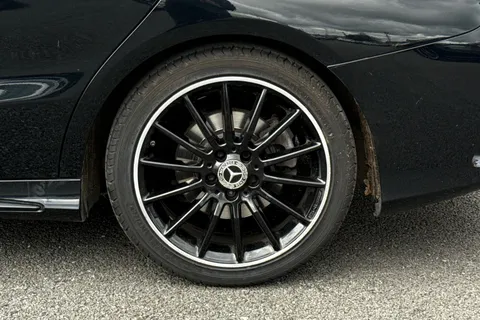 LK19JLO Mercedes-Benz Cla Class 1.6 CLA200 AMG Line Night Edition Coupe 7G-DCT Euro 6 (s/s) 4dr Thumbnail #15