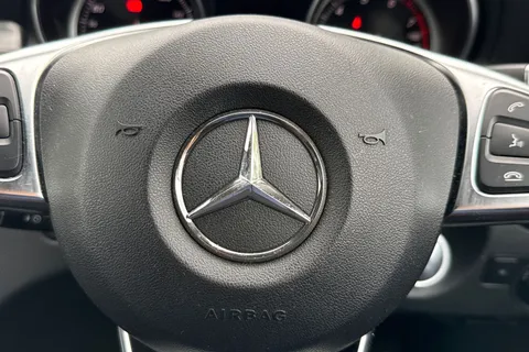 LK19JLO Mercedes-Benz Cla Class 1.6 CLA200 AMG Line Night Edition Coupe 7G-DCT Euro 6 (s/s) 4dr Thumbnail #36
