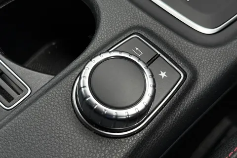 LK19JLO Mercedes-Benz Cla Class 1.6 CLA200 AMG Line Night Edition Coupe 7G-DCT Euro 6 (s/s) 4dr Thumbnail #45