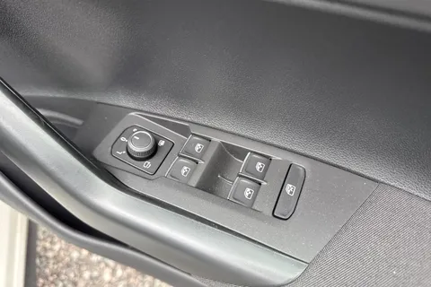  Volkswagen Polo 1.0 TSI R-Line Euro 6 (s/s) 5dr Thumbnail #21