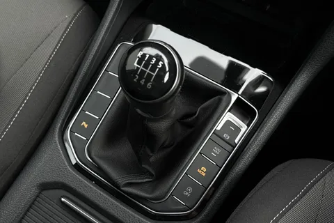 KR68XEV Volkswagen Golf SV 1.5 TSI EVO GT Euro 6 (s/s) 5dr Thumbnail #24