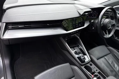 PX21OZE Audi A3 1.4 TFSIe 40 S line Sportback S Tronic Euro 6 (s/s) 5dr 13kWh Thumbnail #16