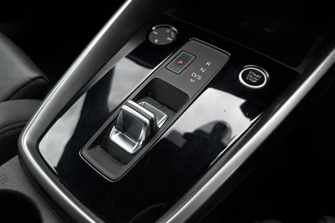 PX21OZE Audi A3 1.4 TFSIe 40 S line Sportback S Tronic Euro 6 (s/s) 5dr 13kWh Thumbnail #24