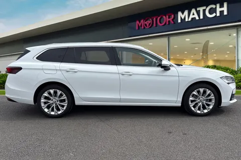 SG74UWP Škoda Superb 1.5 TSI e-TEC MHEV SE L DSG Euro 6 (s/s) 5dr Thumbnail #4