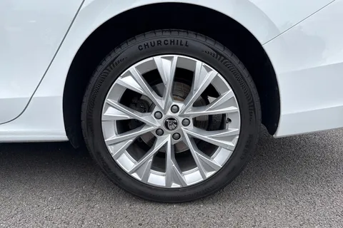 SG74UWP Škoda Superb 1.5 TSI e-TEC MHEV SE L DSG Euro 6 (s/s) 5dr Thumbnail #13