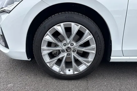 SG74UWP Škoda Superb 1.5 TSI e-TEC MHEV SE L DSG Euro 6 (s/s) 5dr Thumbnail #14