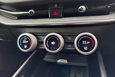 SG74UWP Škoda Superb 1.5 TSI e-TEC MHEV SE L DSG Euro 6 (s/s) 5dr Thumbnail #23