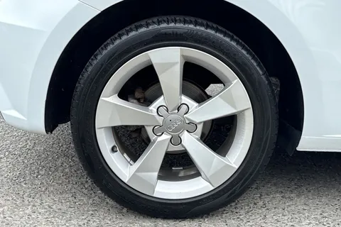 YR17XYZ Audi A1 1.0 TFSI Sport Euro 6 (s/s) 3dr Thumbnail #7