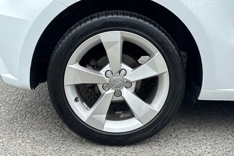 YR17XYZ Audi A1 1.0 TFSI Sport Euro 6 (s/s) 3dr Thumbnail #22