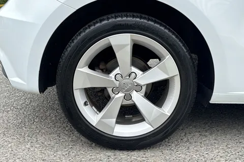 YR17XYZ Audi A1 1.0 TFSI Sport Euro 6 (s/s) 3dr Thumbnail #23
