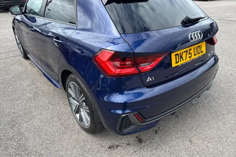 DK75UOL Audi A1 S line 30 TFSI 116 PS S tronic Thumbnail #9