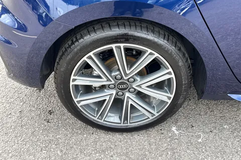 DK75UOL Audi A1 S line 30 TFSI 116 PS S tronic Thumbnail #14