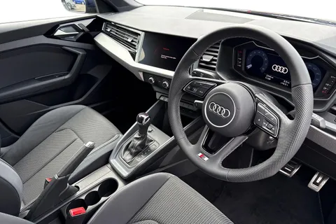 DK75UOL Audi A1 S line 30 TFSI 116 PS S tronic Thumbnail #15