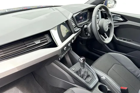DK75UOL Audi A1 S line 30 TFSI 116 PS S tronic Thumbnail #16