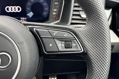 DK75UOL Audi A1 S line 30 TFSI 116 PS S tronic Thumbnail #26