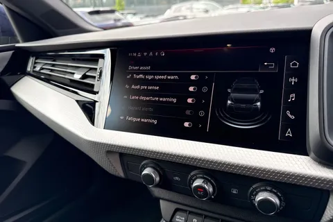 DK75UOL Audi A1 S line 30 TFSI 116 PS S tronic Thumbnail #38