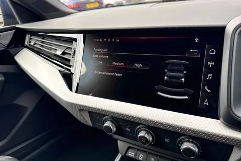 DK75UOL Audi A1 S line 30 TFSI 116 PS S tronic Thumbnail #40