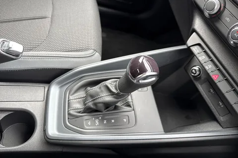 DK75UOL Audi A1 S line 30 TFSI 116 PS S tronic Thumbnail #48