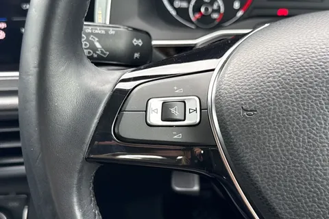 MJ19RVE Volkswagen Polo 1.0 TSI 115 SEL 5dr Thumbnail #29