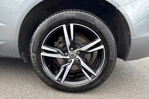 BP68GGJ Volvo Xc60 2.0 T5 R-Design Auto AWD Euro 6 (s/s) 5dr Thumbnail #13